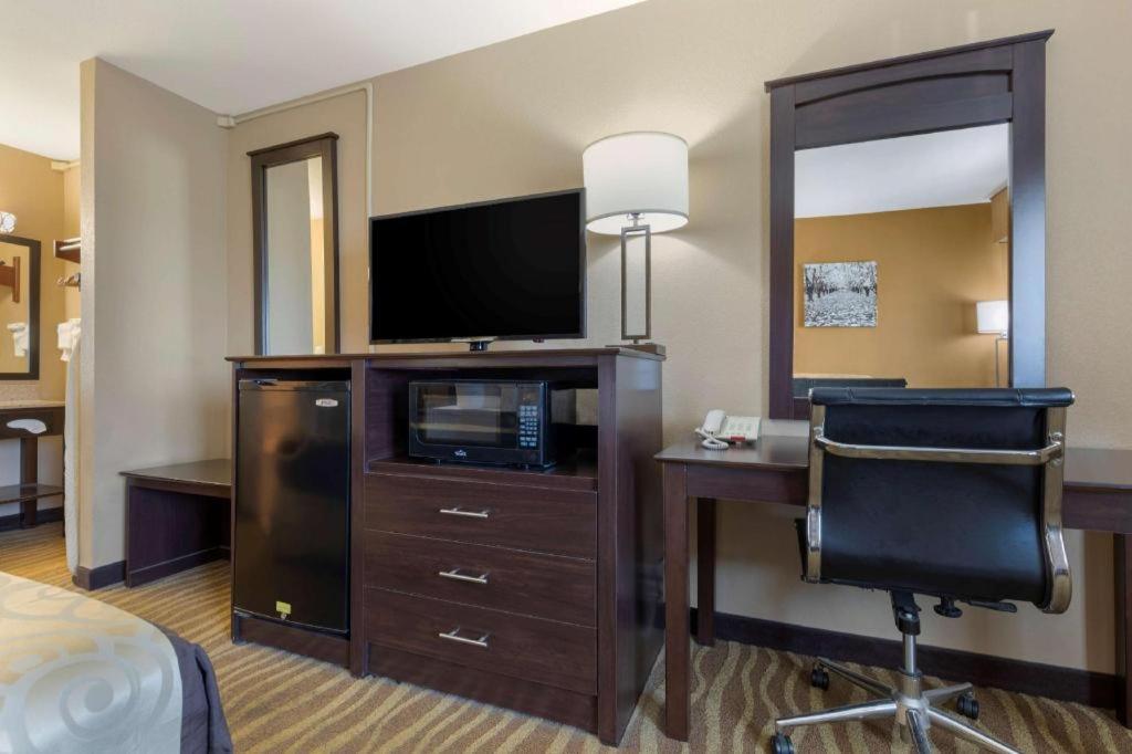 Best Western Taylor Inn מראה חיצוני תמונה